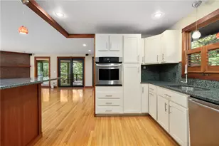 200 River Farm Dr, East Greenwich, RI 02818 - Photo 17