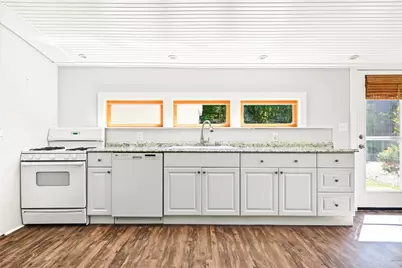 477 South Road, South Kingstown, RI 02879 - Photo 31
