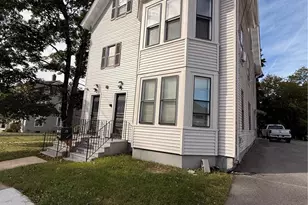 25 Providence St, Woonsocket, RI 02895 - Photo 17