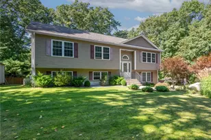35 Doe Crossing Dr, Burrillville, RI 02859 - Photo 23