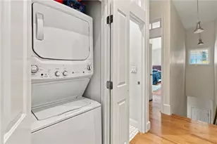 56 Locust St, Providence, RI 02906 - Photo 17