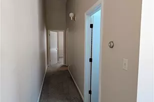 208 Greeley St, Providence, RI 02904 - Photo 5