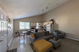 208 Greeley St, Providence, RI 02904 - Photo 3