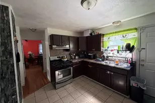 98 Mission Pl, Providence, RI 02908 - Photo 11