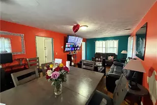 98 Mission Pl, Providence, RI 02908 - Photo 9