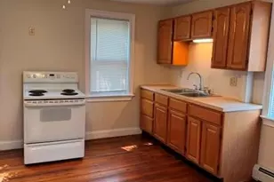 6 Goulding St, Providence, RI 02906 - Photo 3