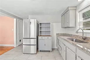 259 Read Ave, Coventry, RI 02816 - Photo 5
