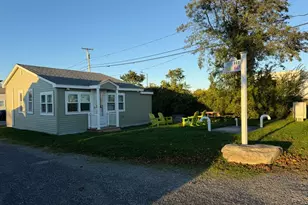 655 Succotash Rd, South Kingstown, RI 02879 - Photo 1