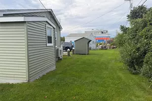 655 Succotash Rd, South Kingstown, RI 02879 - Photo 9