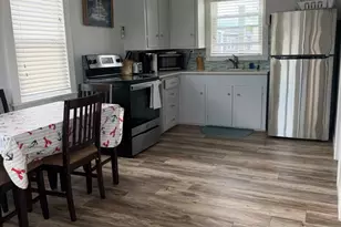 655 Succotash Rd, South Kingstown, RI 02879 - Photo 3