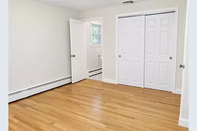 221 Hyde Street, Cranston, RI 02920 - Photo 9