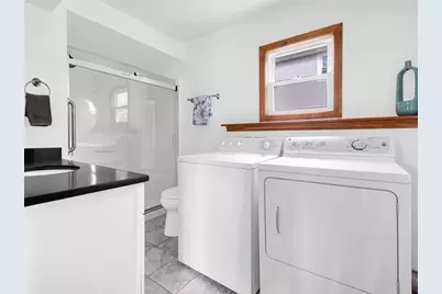 17 Catalpa Avenue, East Providence, RI 02915 - Photo 19