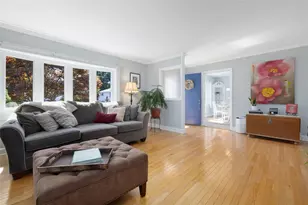 135 Arnold St, Lincoln, RI 02865 - Photo 3