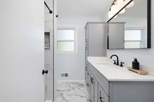 135 Arnold St, Lincoln, RI 02865 - Photo 7