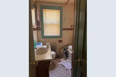 13 Colonial Way, West Warwick, RI 02893 - Photo 5