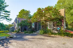 197 Lewis Farm Rd, Coventry, RI 02827 - Photo 3