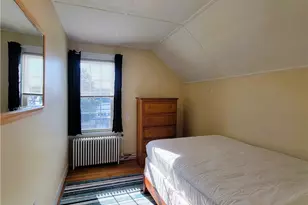 676 Thames St, Newport, RI 02840 - Photo 21