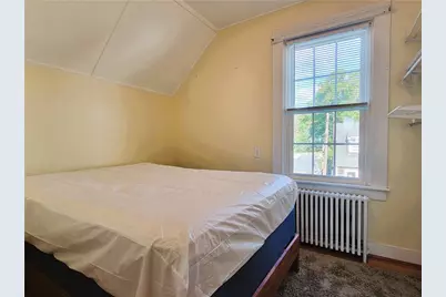 676 Thames Street, Newport, RI 02840 - Photo 17