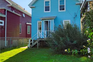 676 Thames St, Newport, RI 02840 - Photo 23