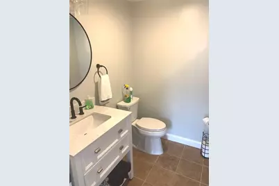 33 Van Zandt Avenue #1, Newport, RI 02840 - Photo 9