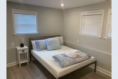 33 Van Zandt Avenue #1, Newport, RI 02840 - Photo 17