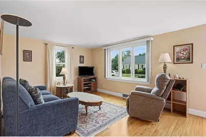 22 Larchmere Drive, East Providence, RI 02916 - Photo 15
