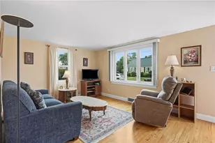 22 Larchmere Dr, East Providence, RI 02916 - Photo 15