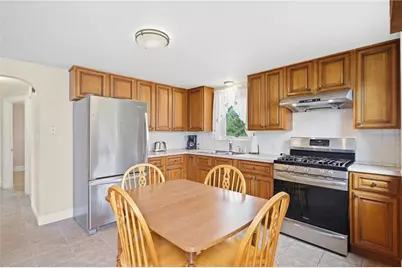 22 Larchmere Drive, East Providence, RI 02916 - Photo 7