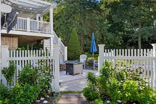 80 Westwind Dr, Jamestown, RI 02835 - Photo 7