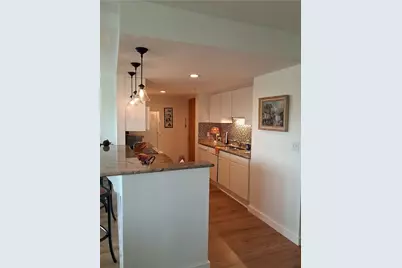 53 Conanicus Avenue #4E, Jamestown, RI 02835 - Photo 7
