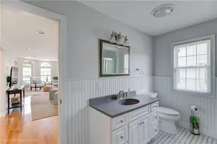 17 Clinton St, Newport, RI 02840 - Photo 9