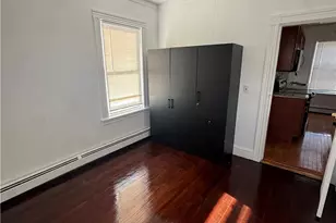 48 Kenwood St, Providence, RI 02909 - Photo 9