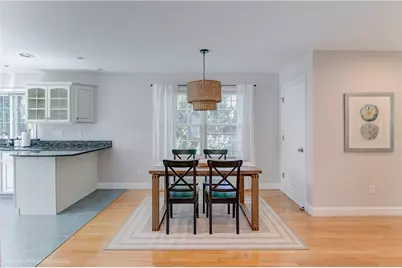 17 Clinton Street, Newport, RI 02840 - Photo 5