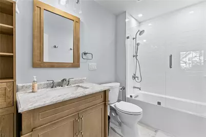 17 Clinton Street, Newport, RI 02840 - Photo 19