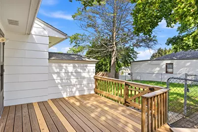 250 East View Avenue, Cranston, RI 02920 - Photo 45