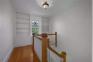 350 Broadway, Newport, RI 02840 - Photo 27