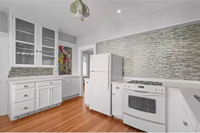350 Broadway, Newport, RI 02840 - Photo 11