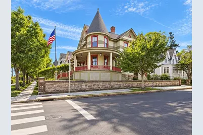 350 Broadway, Newport, RI 02840 - Photo 47