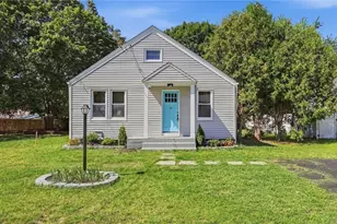 41 Custer St, Warwick, RI 02889 - Photo 1
