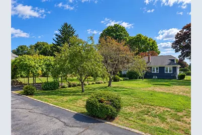 105 Dorman Avenue, North Providence, RI 02904 - Photo 27