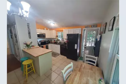 85 Shattock Avenue, Warwick, RI 02886 - Photo 13