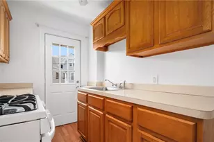 145 Tell St, Providence, RI 02909 - Photo 5
