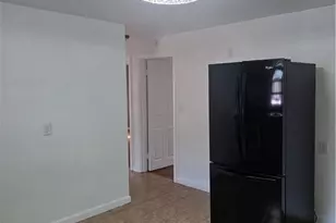 89 Columbia Ave, Pawtucket, RI 02860 - Photo 13