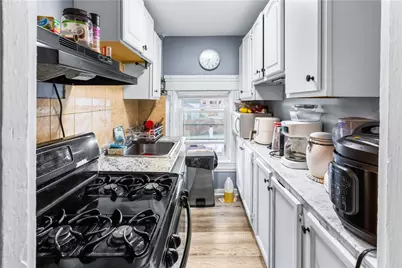 119 Elmwood Avenue, Providence, RI 02907 - Photo 17
