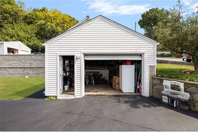 14 Border Street, West Warwick, RI 02893 - Photo 47