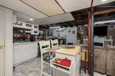 14 Border Street, West Warwick, RI 02893 - Photo 39