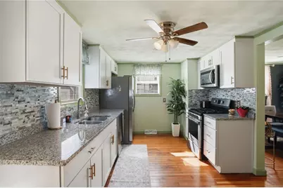 22 Pennsylvania Avenue, Warren, RI 02885 - Photo 5