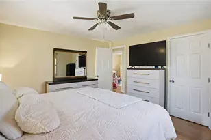 22 Pennsylvania Ave, Warren, RI 02885 - Photo 11