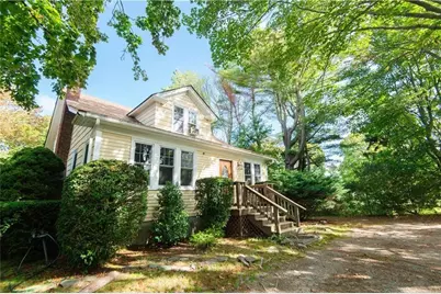 556 East Main Road, Middletown, RI 02842 - Photo 5