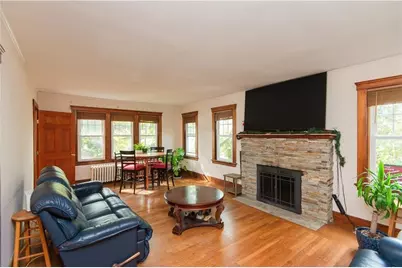 556 East Main Road, Middletown, RI 02842 - Photo 9